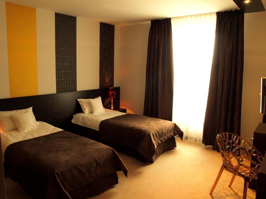 Hotel Niepołomice Kamer foto